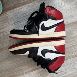 Nike Air Jordan 1 High Red Black White Sneakers